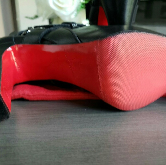 Authentic Christian Loubotin - Picture 4 of 8